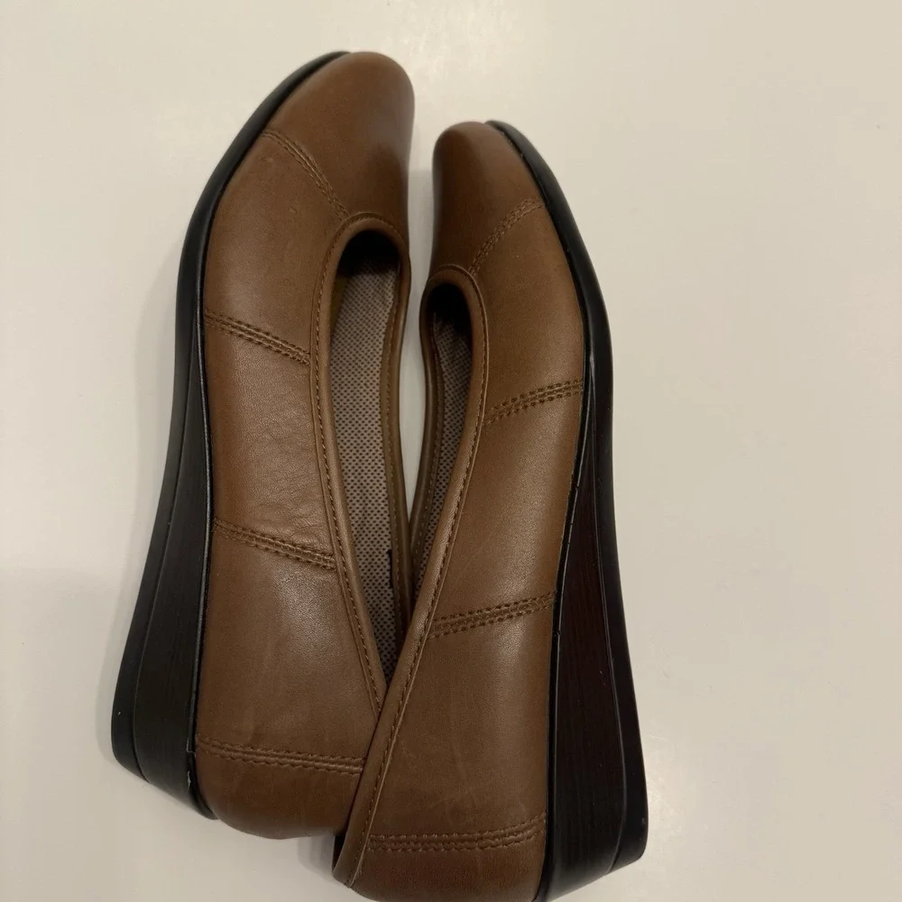 Brown Leather Eastland Hannah 3154-04 Women's Sz‎ 9 Soft Leather Ballet Wedge